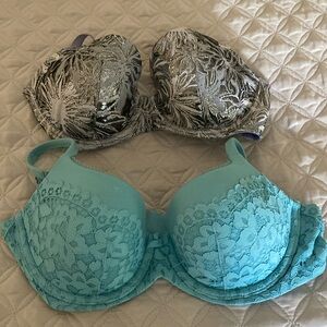 Set of Victoria’s Secrets bra size 34C EUC